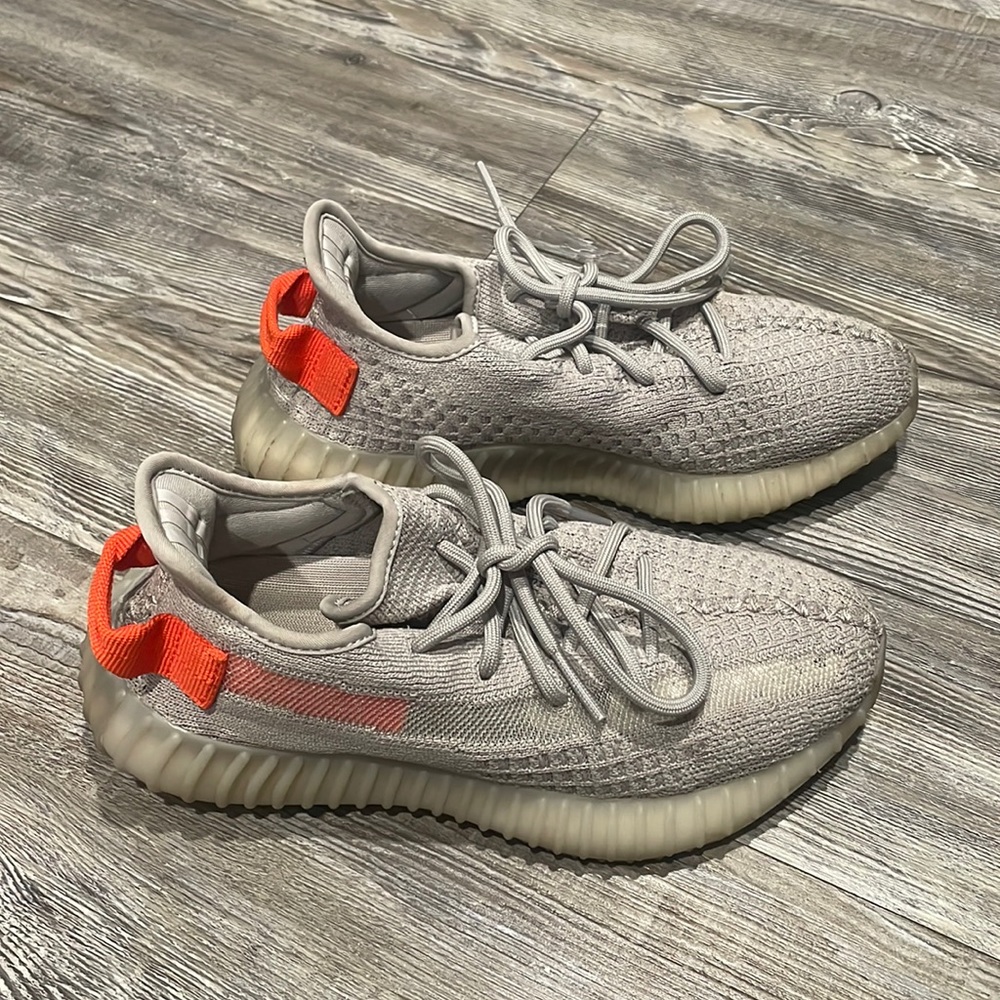 Yeezy 350 Tail Light